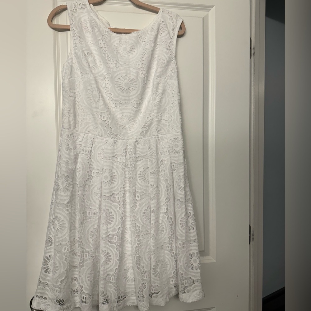 NWT Lace, Sleeveless white dress New York and company